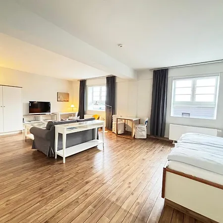 Pier 6 Im Pierspeicher